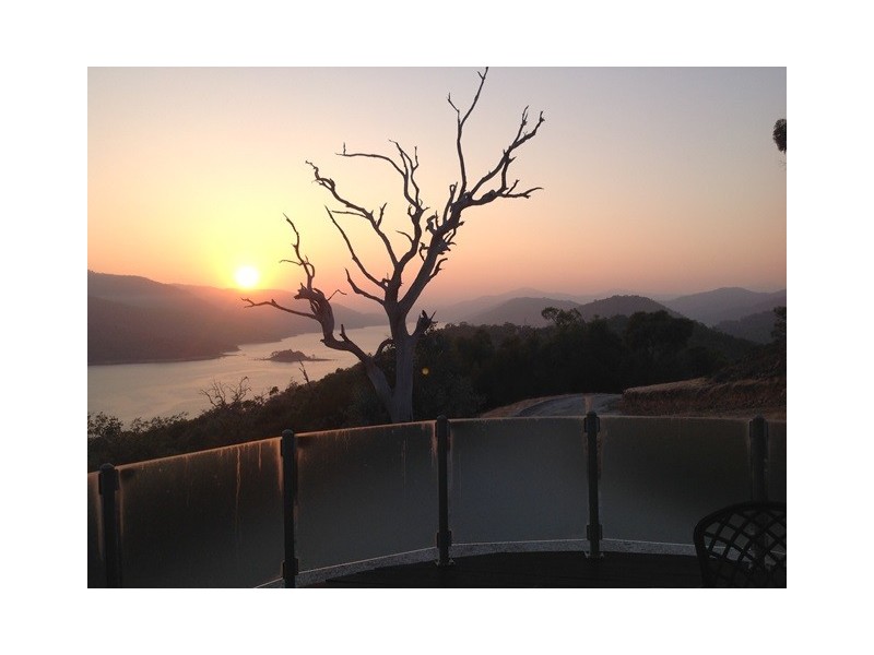 5 Spade Cove-Left Arm Road Taylor Bay, Eildon VIC 3713