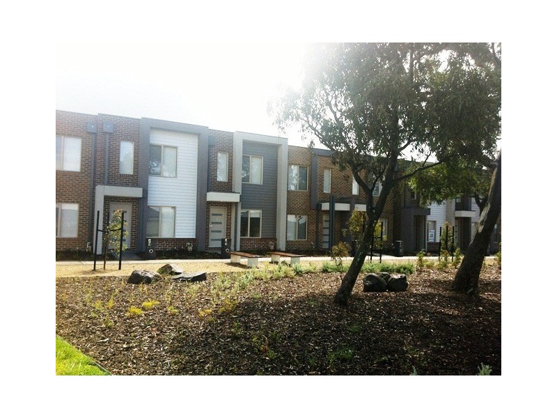 32 Etheridge Lane, Craigieburn VIC 3064