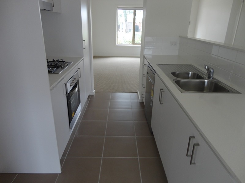 32 Etheridge Lane, Craigieburn VIC 3064