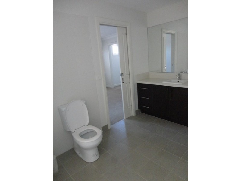 13a Quick Street, Pascoe Vale VIC 3044