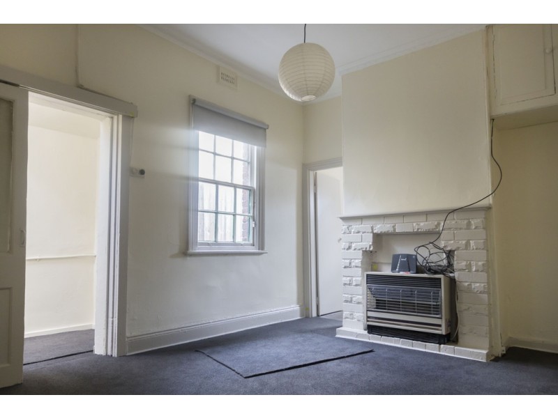 11 Davis Street, Carlton VIC 3053