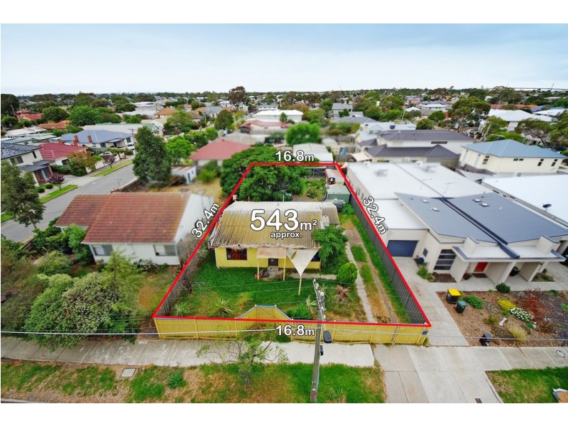 11 Railway Parade, Newport VIC 3015