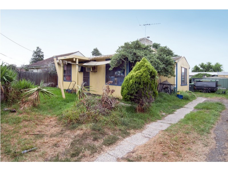 11 Railway Parade, Newport VIC 3015