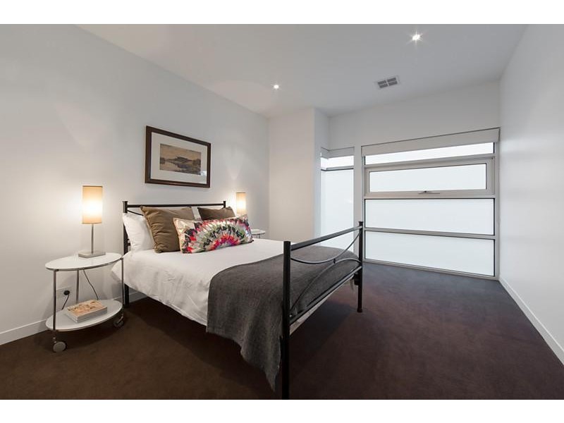13 The Grove, Ascot Vale VIC 3032