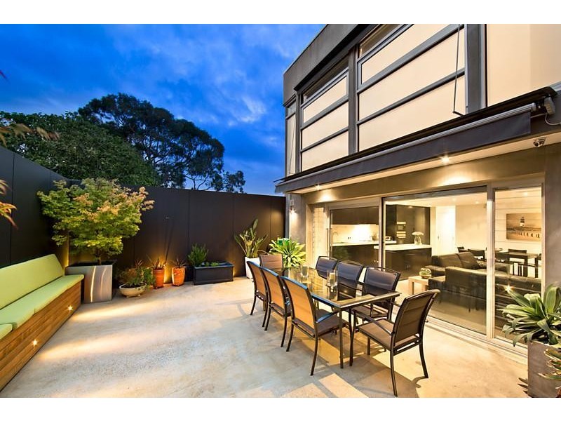 13 The Grove, Ascot Vale VIC 3032