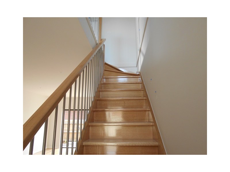 1/36 Moore Street, Coburg VIC 3058