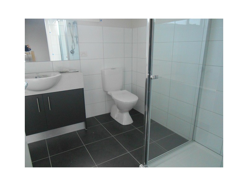 1/36 Moore Street, Coburg VIC 3058