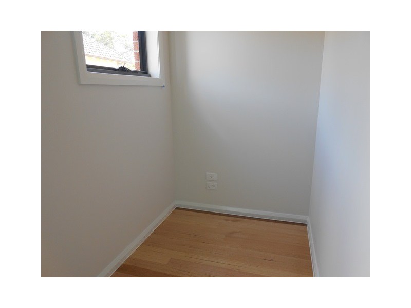 1/36 Moore Street, Coburg VIC 3058