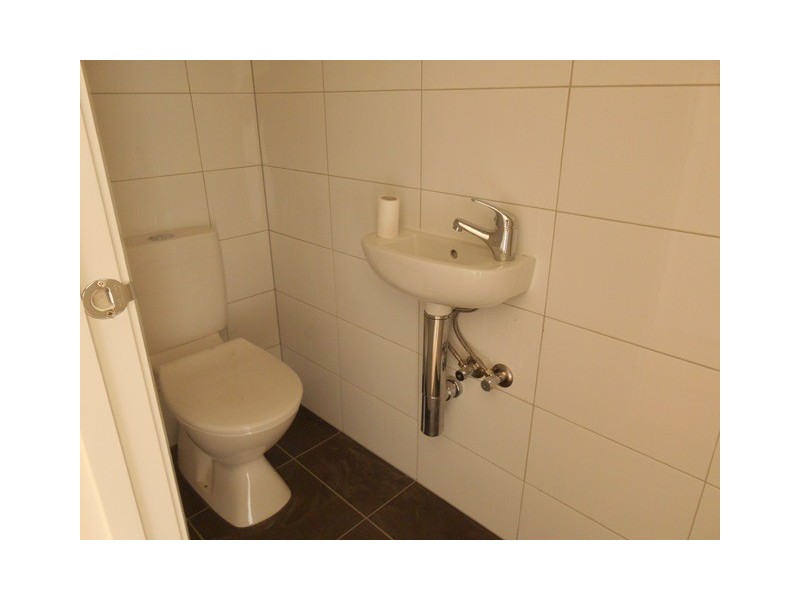 1/36 Moore Street, Coburg VIC 3058