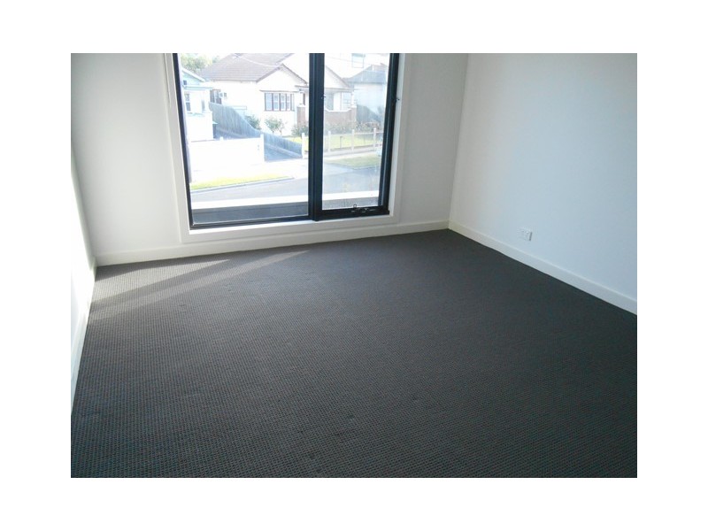 2 Orange Grove, Essendon VIC 3040