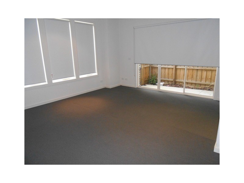20/110 Moore Street, Coburg VIC 3058