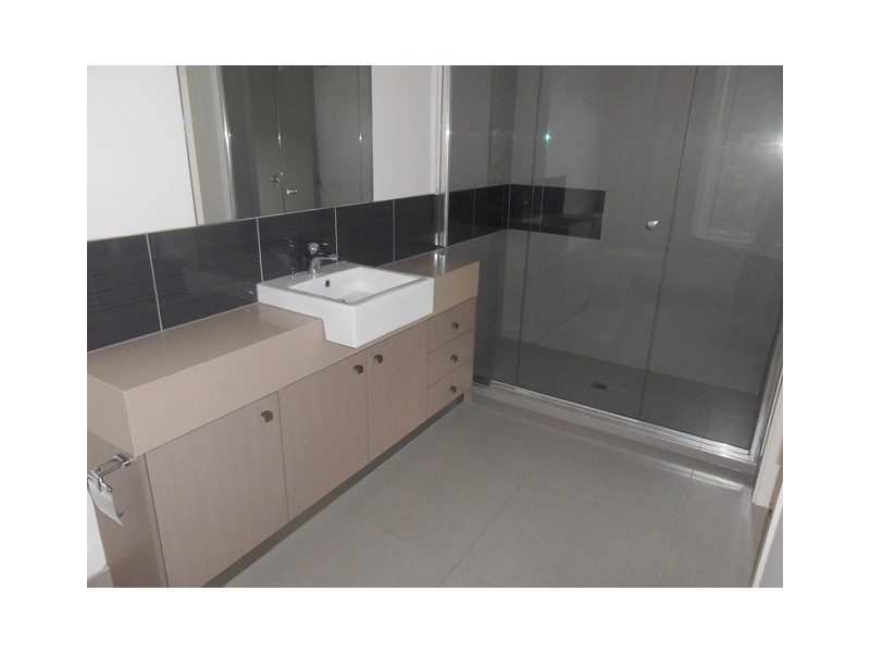 20/110 Moore Street, Coburg VIC 3058