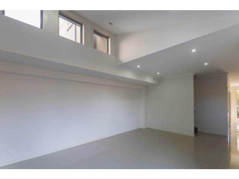 15 North Box Court, Hadfield VIC 3046