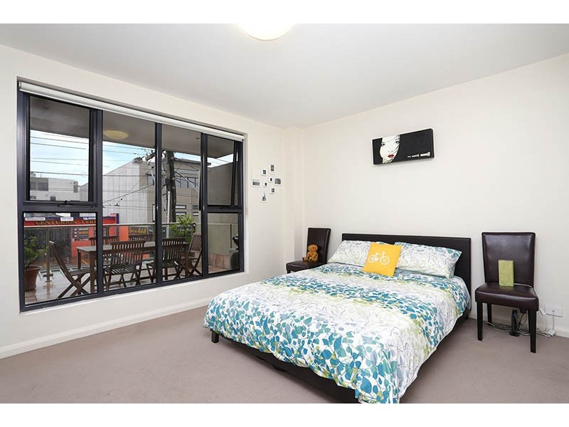 1/138-140 Melville Road, Brunswick West VIC 3055