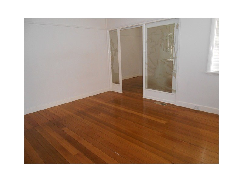 55 Shakespear Avenue, Preston VIC 3072
