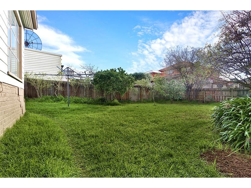 40 Brentwood Avenue, Pascoe Vale South VIC 3044