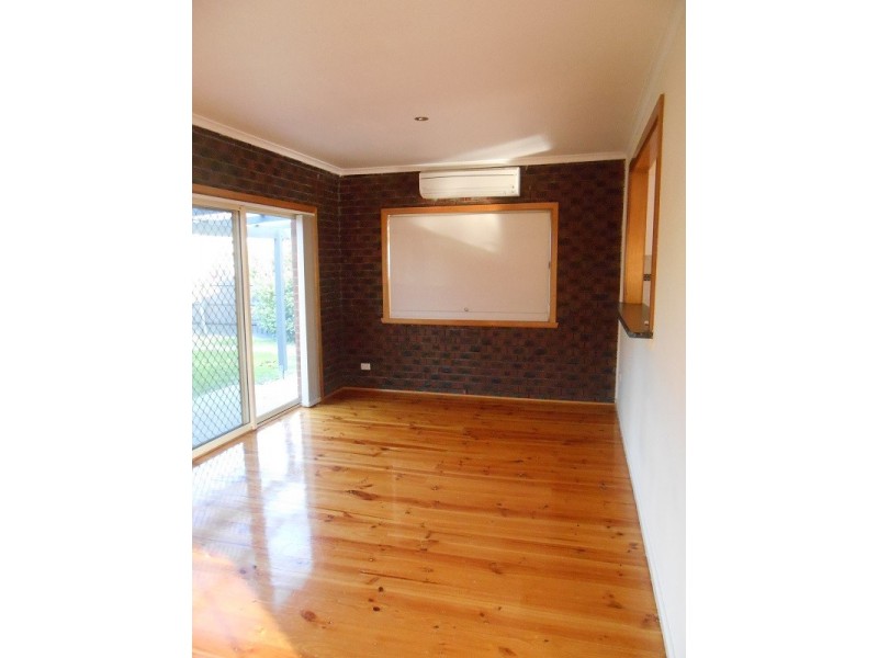 10 Richmond Street, Hadfield VIC 3046