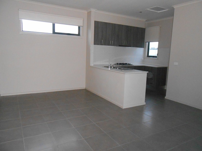 1/60-62 Maroondah Highway, Croydon VIC 3136