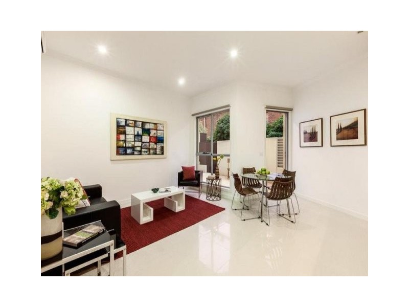 2/9 Sandown Road, Ascot Vale VIC 3032