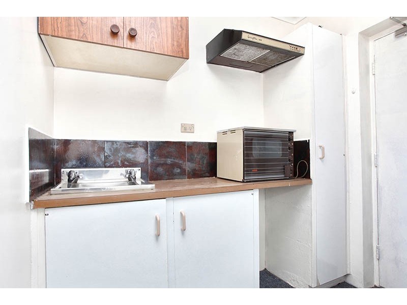 28/22-28 Canterbury Street, Flemington VIC 3031