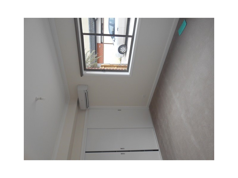 2/2 Barrys Lane, Coburg VIC 3058