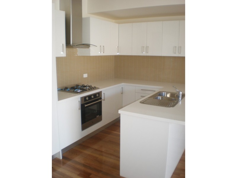 1/2 Barrys Lane, Coburg VIC 3058