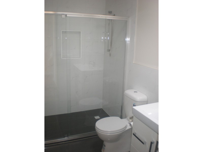 1/2 Barrys Lane, Coburg VIC 3058