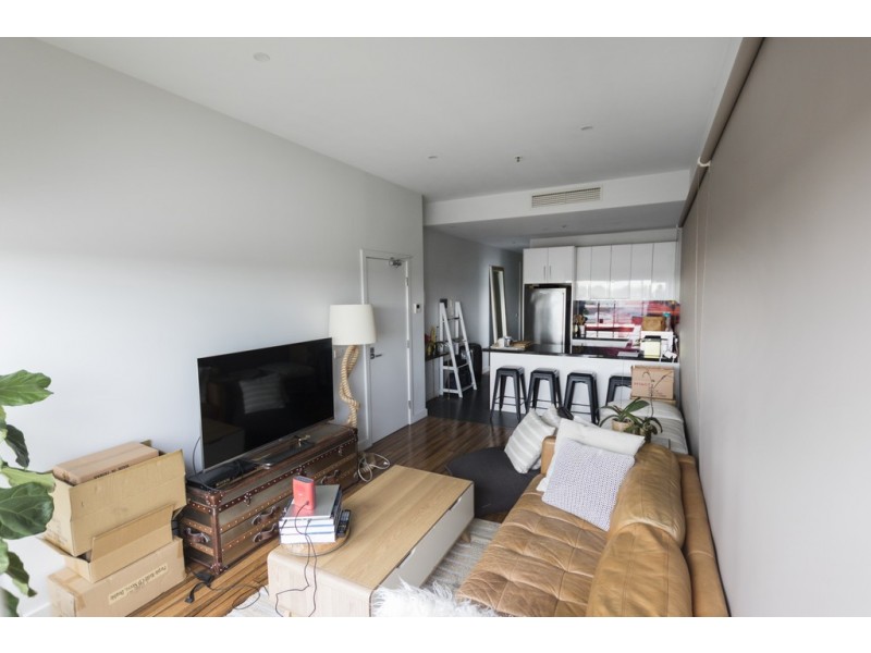 402/692 High Street, Thornbury VIC 3071