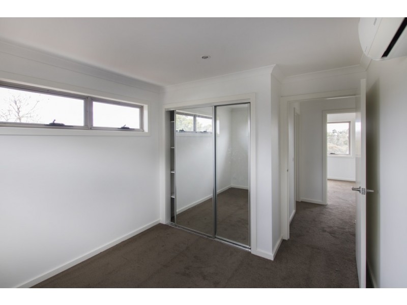 2/18 Zenith Street, Pascoe Vale VIC 3044