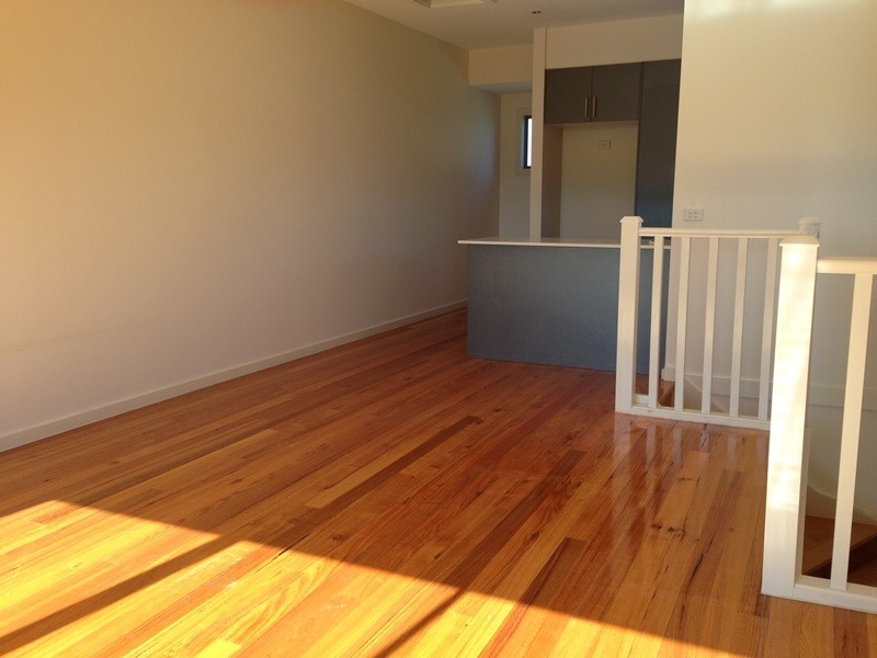 2/17 Eileen Street, Hadfield VIC 3046