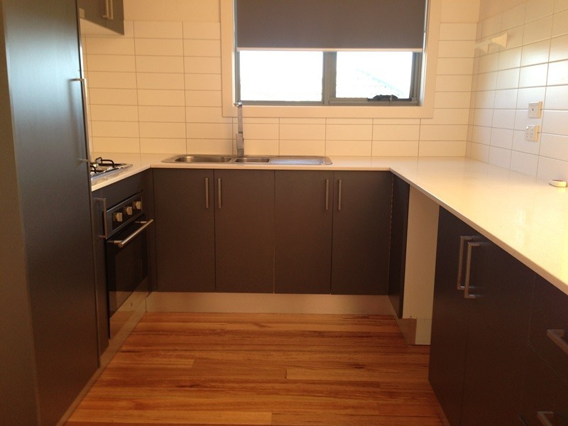 2/17 Eileen Street, Hadfield VIC 3046