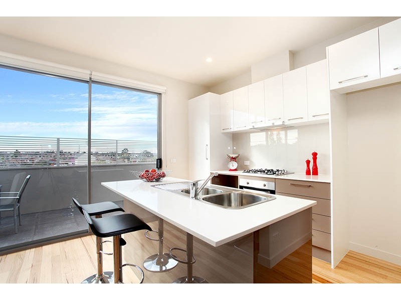 2/93 Albert Street, Preston VIC 3072