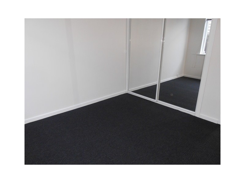 2/10 Donald Street, Brunswick VIC 3056