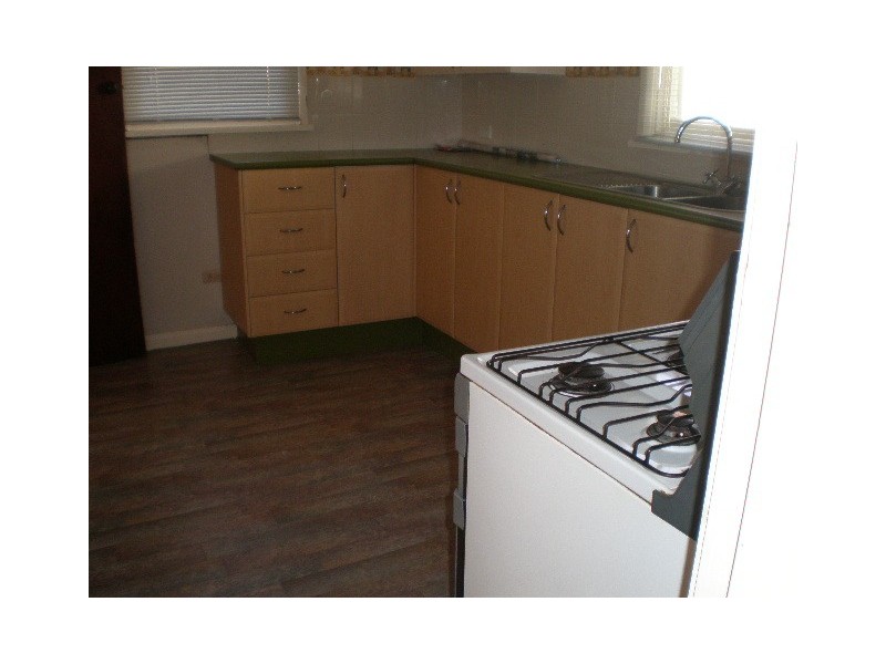 9 Downs Street, Pascoe Vale VIC 3044