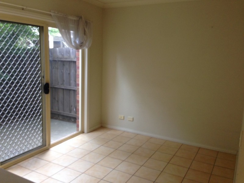 21 Grassland Avenue, Coburg VIC 3058