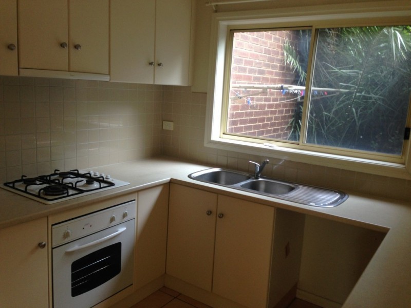 21 Grassland Avenue, Coburg VIC 3058