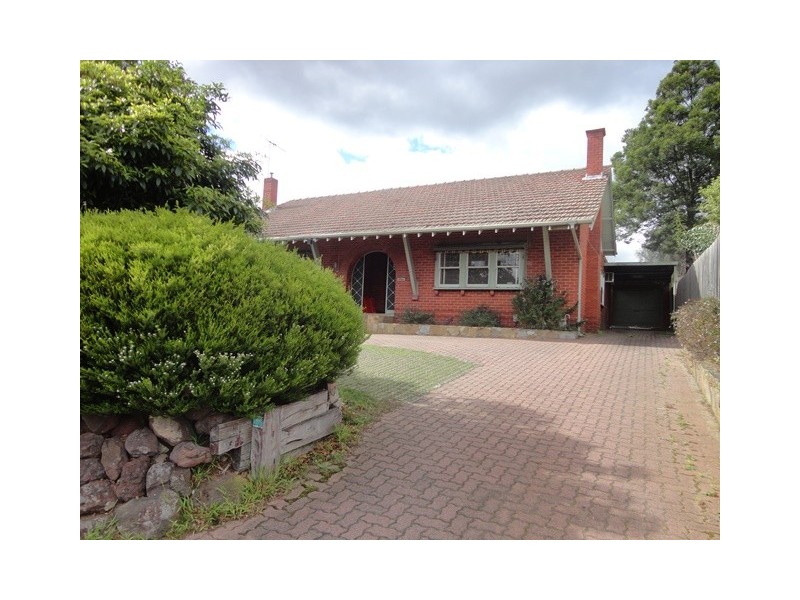 902 Burke Road, Canterbury VIC 3126
