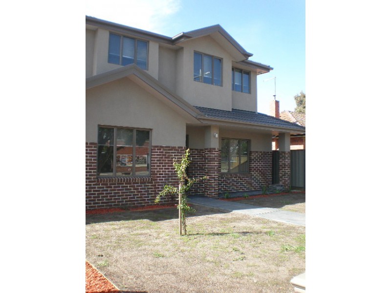 30 Cumberland Road, Pascoe Vale VIC 3044