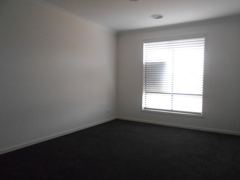 134 Eminence Blvd, Doreen VIC 3754