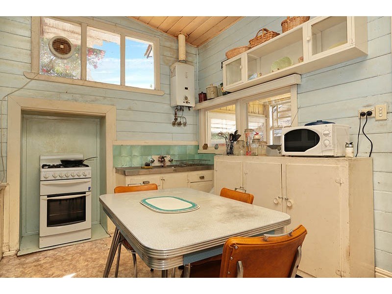 8 Fowler Street, Coburg VIC 3058