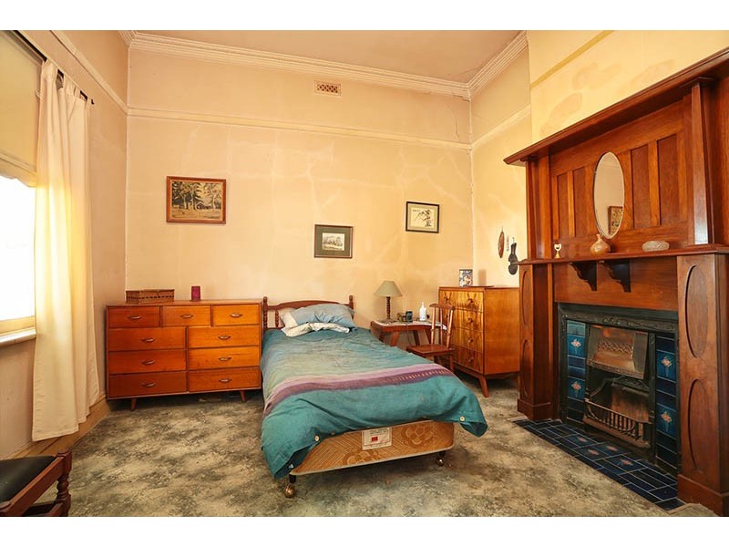 8 Fowler Street, Coburg VIC 3058