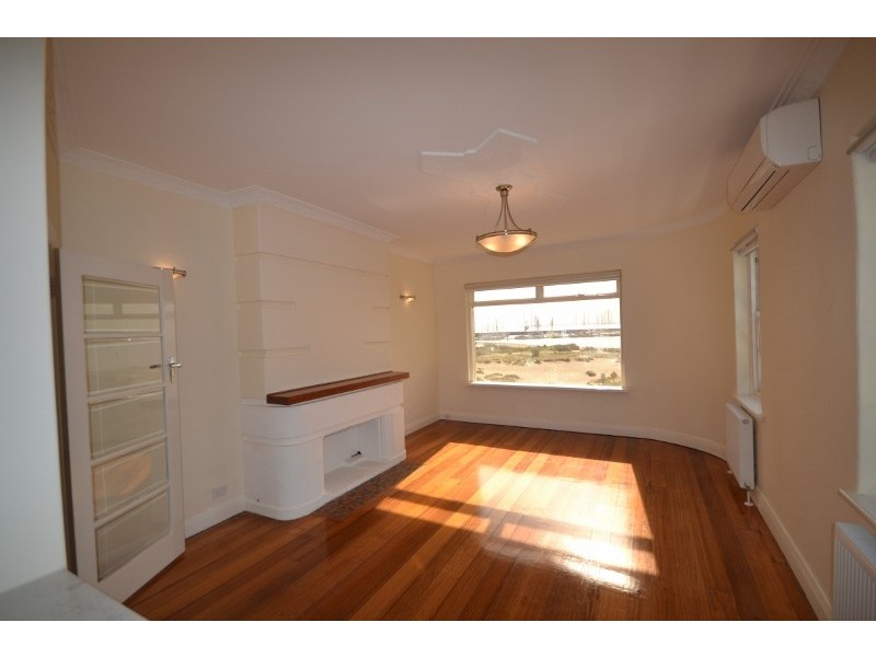 4/29 Seacombe Grove, Brighton VIC 3186