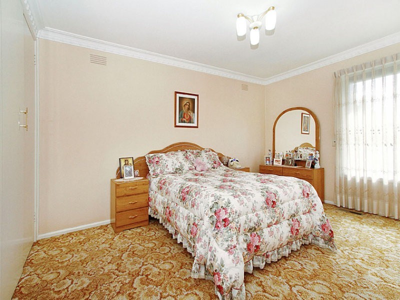57 Main Street, Thomastown VIC 3074