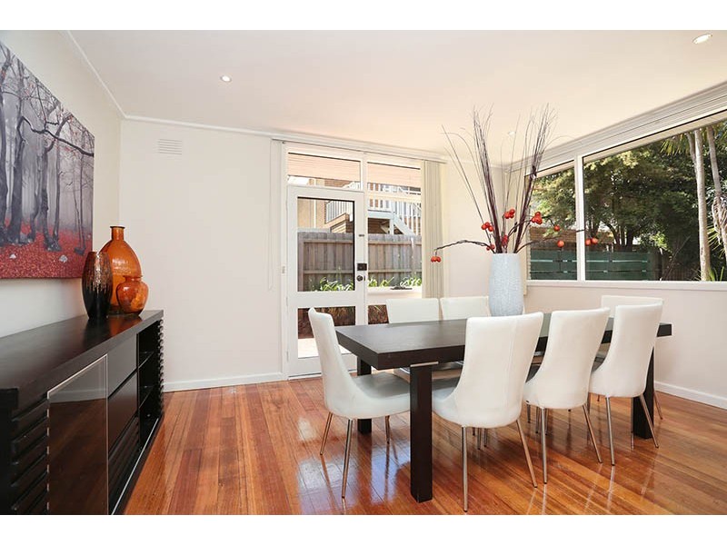 13 Rathmullen Quadrant, Doncaster VIC 3108