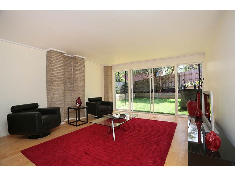 13 Rathmullen Quadrant, Doncaster VIC 3108