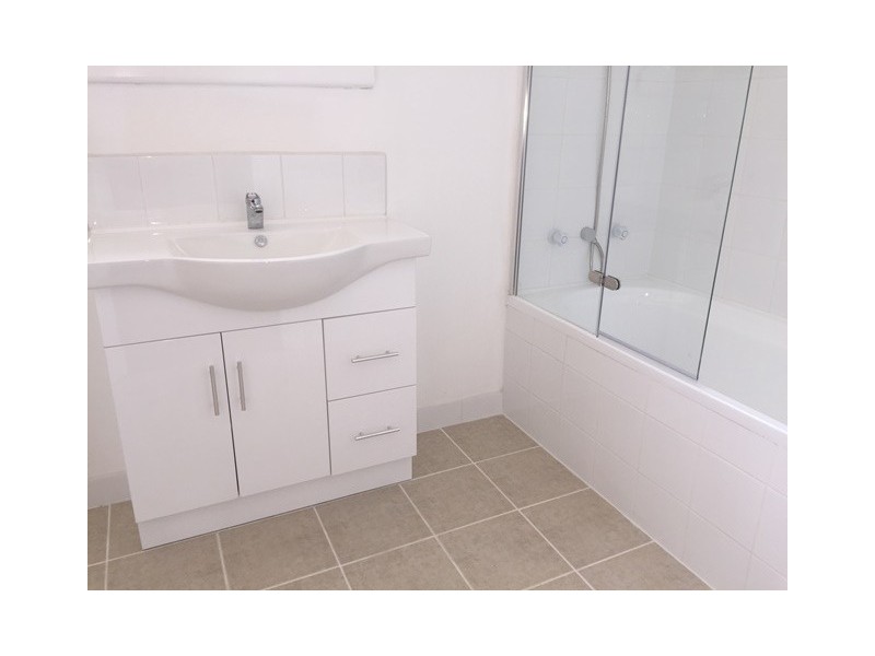 1and2/15 Kendall Street, Coburg VIC 3058