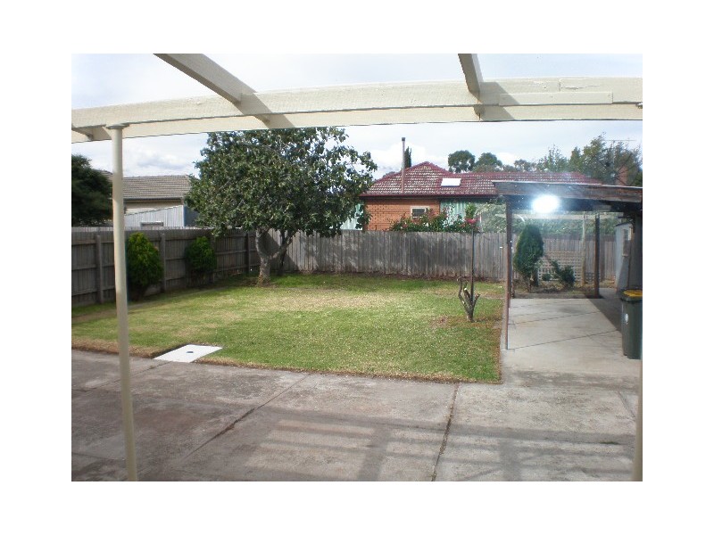 10 Dowling Street, Fawkner VIC 3060