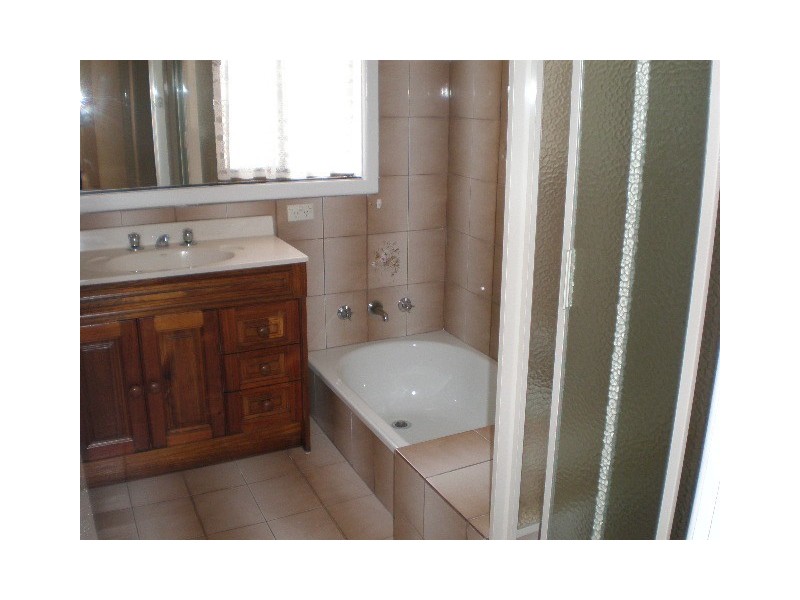 10 Dowling Street, Fawkner VIC 3060