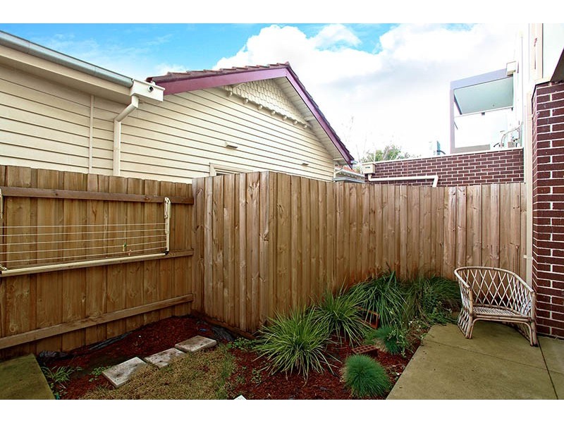 2b Lygon Street, Coburg VIC 3058