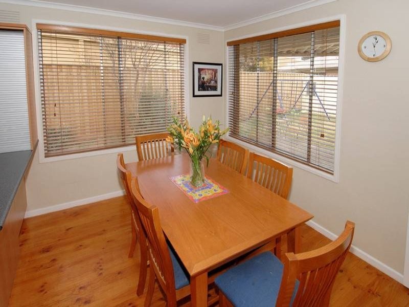 47 Wolverton Drive, Gladstone Park VIC 3043